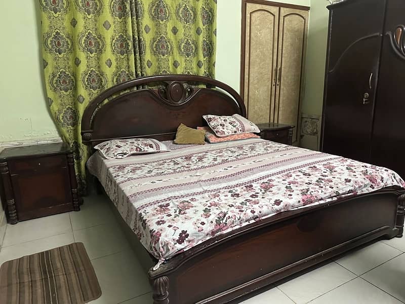 complete bed set for sale 0