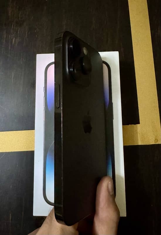 Iphone 14 Pro [Non PTA] 1