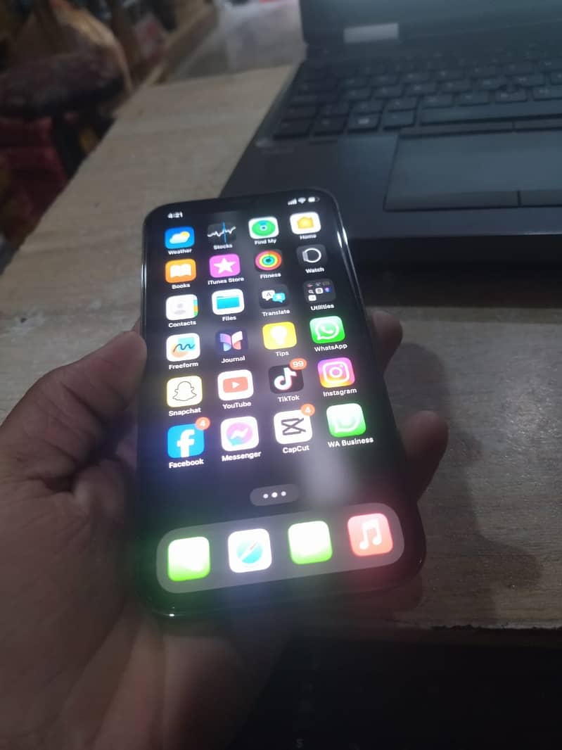 Apple iPhone 12 Pro exchange with 13 0