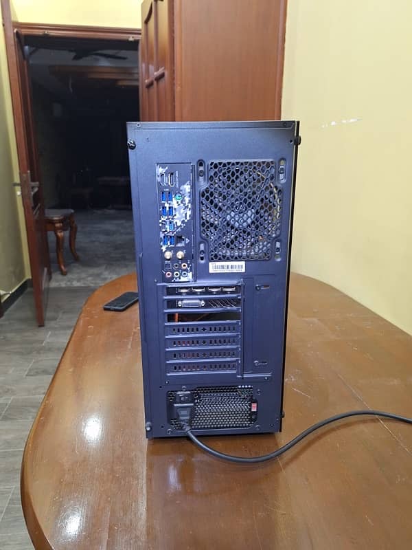 gigabyte c200 gaming pc 8