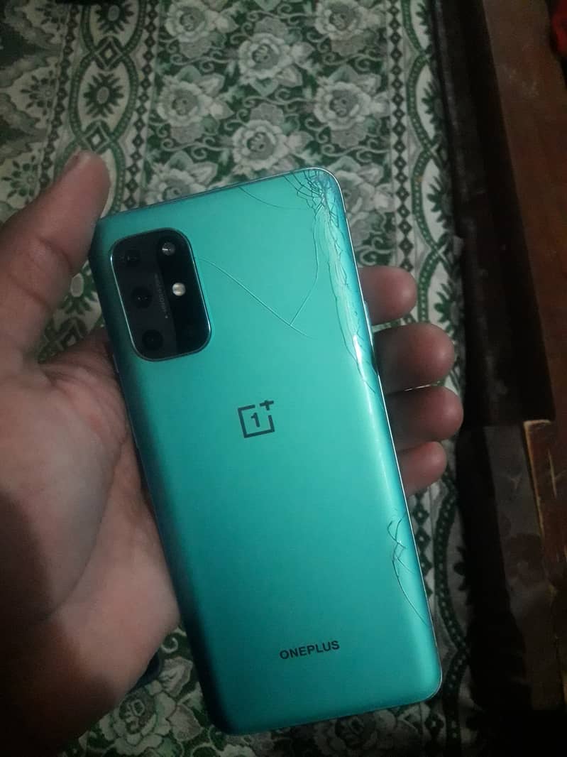 One Plus 8T 1