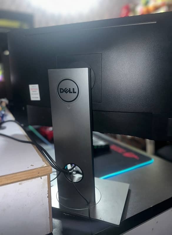 Dell Monitor 1