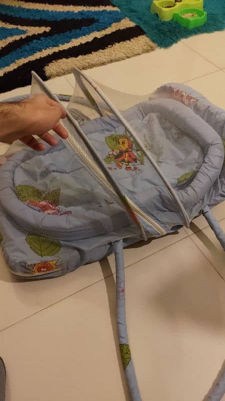 Baby Netted Carry Cot 2