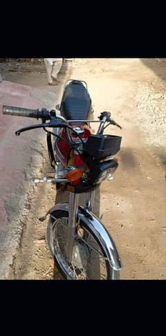 Honda 125  model 2021 Islamabad golden Numbers own my name urgent sale