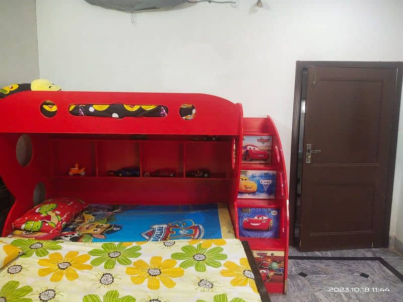 double bed for kids 6 months used condition 0