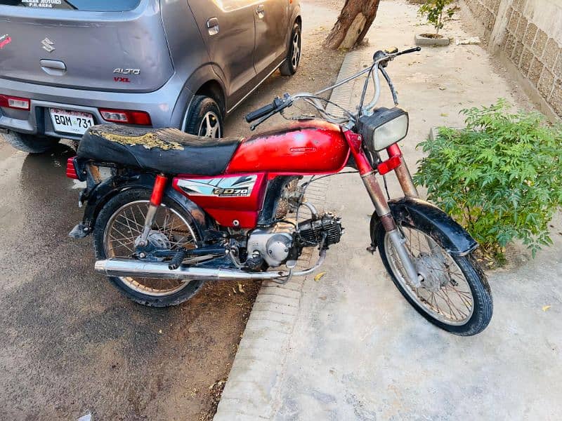 Honda 70 Karachi number 1