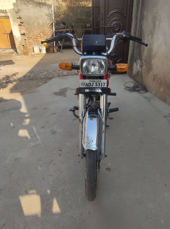 Honda CD 70 2020 urgent sale 0