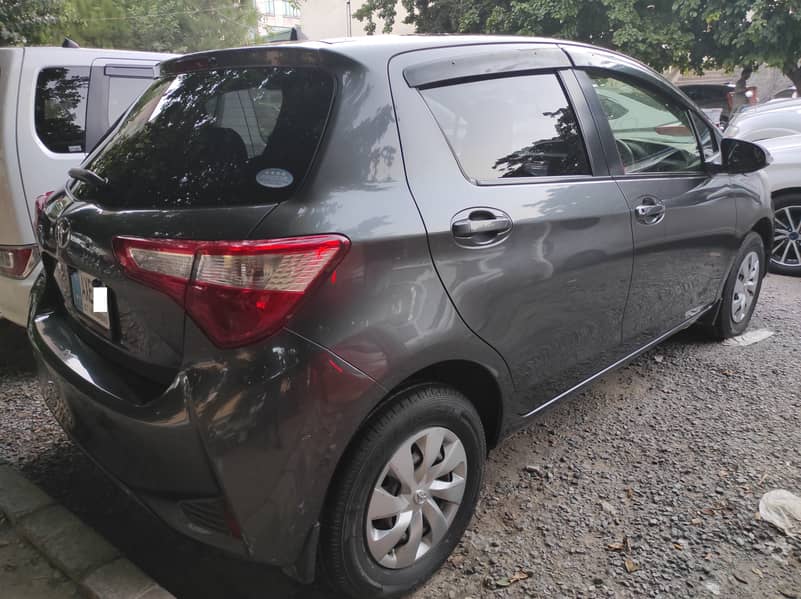 Toyota Vitz 2018 1.0 U 6