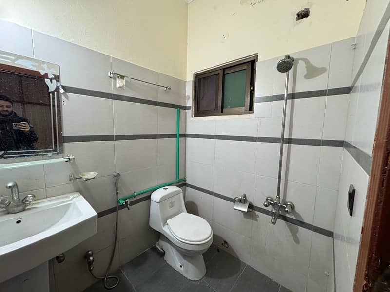 F-17 Multi Main Markaz 2 bed Flat 1st Floor For Sale 10