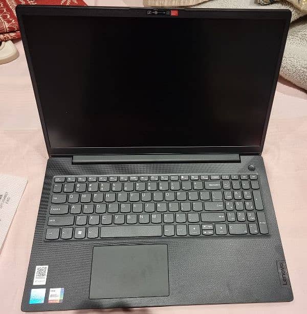 Lenovo G3 V15 Windows 11 (Box Open) 0