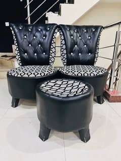 coffee chairs with table — urgent selling