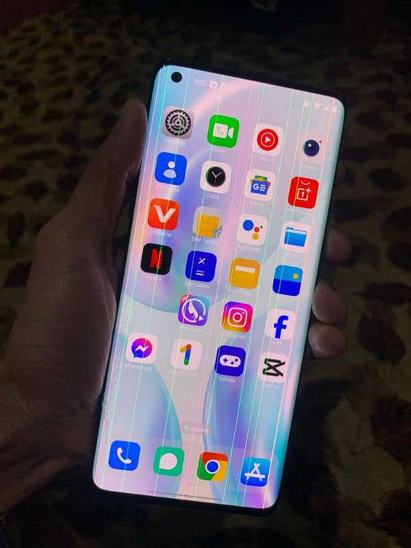 Oneplus 8 pro 12gb ram 256 Memory Panal ma line hai screen saf nzr ati 1