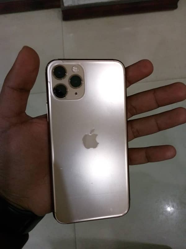 iphone 11 pro 64 gb gold colour battery health 92% PTA Approved 0