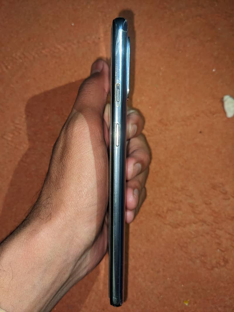 One Plus 8T 4