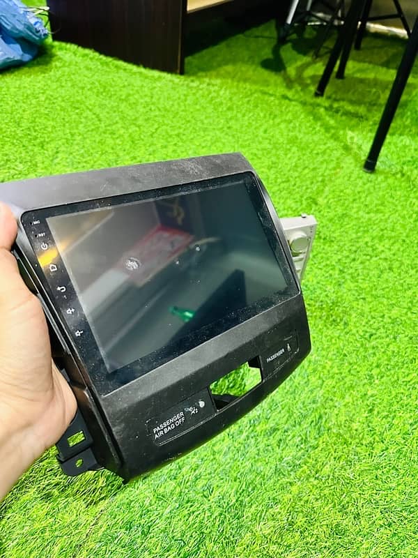 BRANDED CAR LCD - CAR SYSTEM MONITOR TV 3