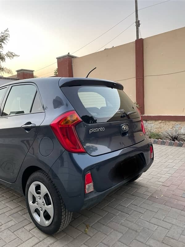 KIA Picanto 1.0 Auto 2022 11