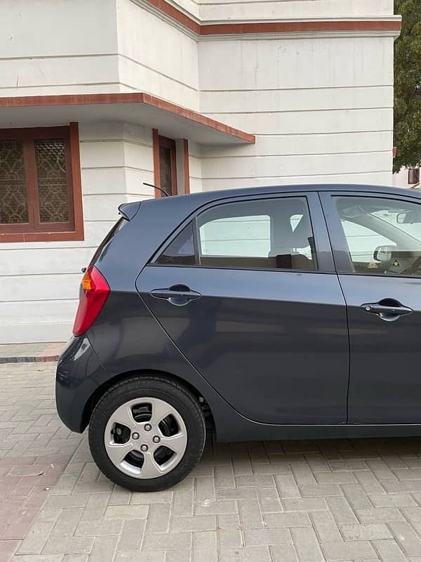 KIA Picanto 1.0 Auto 2022 14