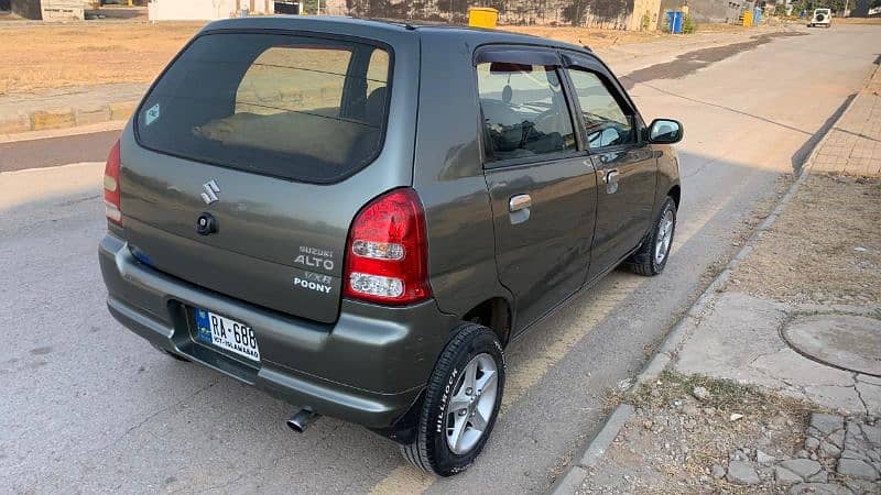 Suzuki Alto 2011 3