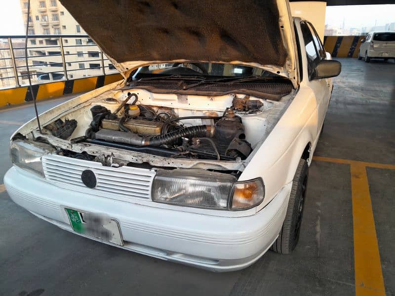 Nissan Sunny.    /mehran/bolan/alto/m/c/toyota 3