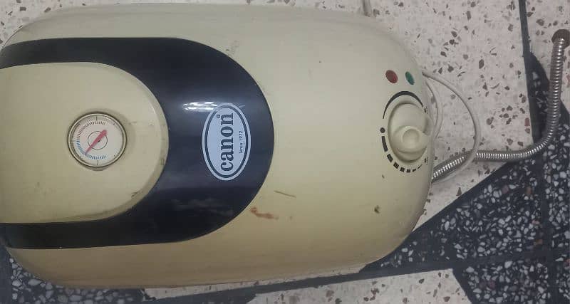 Canon electric geyser 10L for sale 0