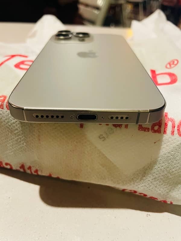 iphone 15 pro max natural titanium 256 GB ( non pta fu) 3