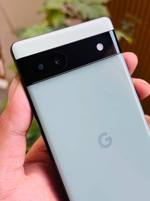 Google Pixel 6A 1