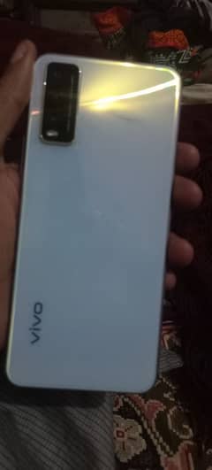 Vivo y20