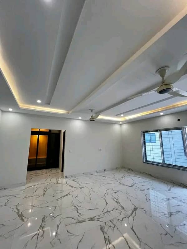 20 Marla House Available For Rent In State Life Housing Phase 1, Lahore 11