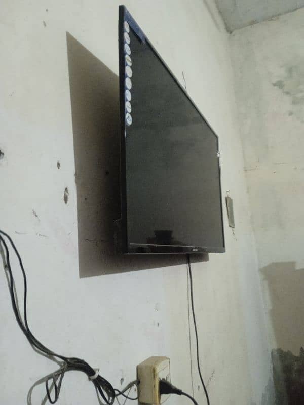 led TV Ecostar new condition smart led TV 40 inch for sale 6