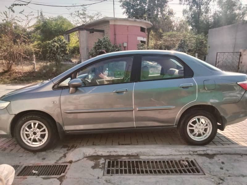 Honda City IDSI 2006 5