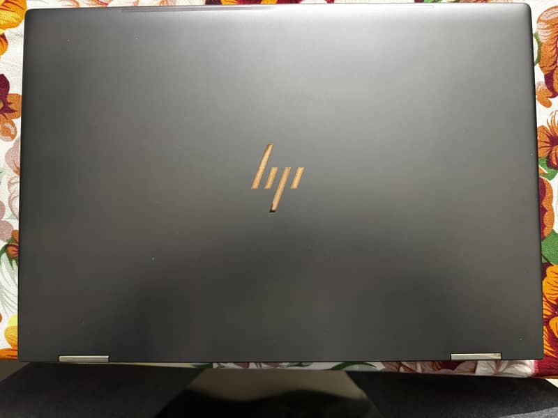 HP Spectre Touch Screen 1