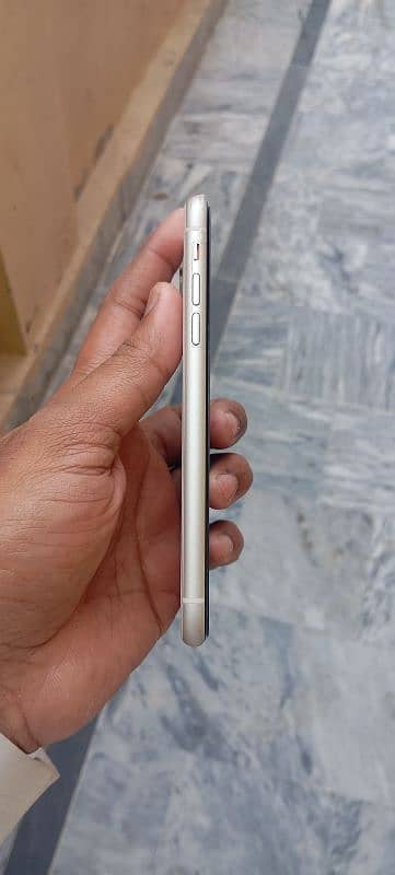 I Phone 11 JV Non PTA 64Gb Mobile For Sale 82% Battery Health! 4