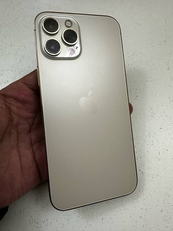 Iphone 12 pro max 128 Gb GOLD PATA APROVED usa model dual physical sim 7