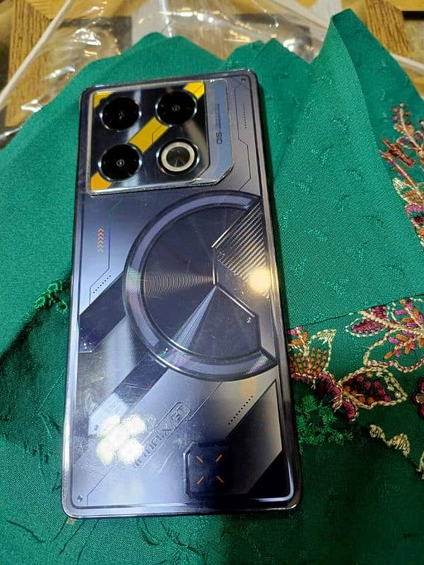 infinix Gt20pro 2