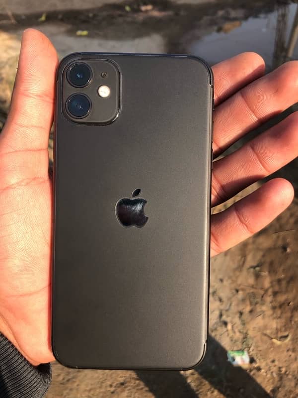 iPhone 11 non PTA 3