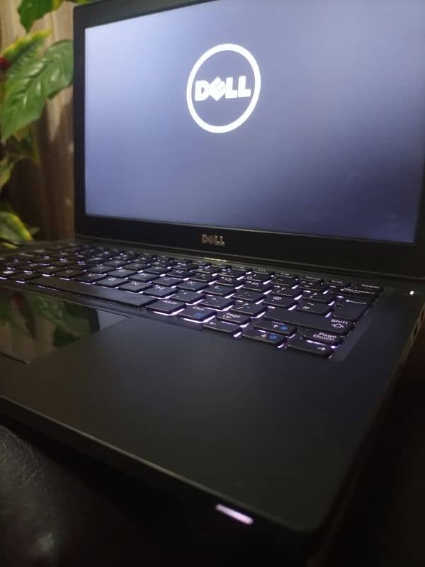 Dell Latitude/ 7280/ Core i7/ 7th Gen 8