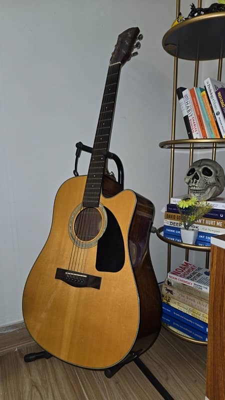 Fender CD 60 Semi acoustic guitar 2