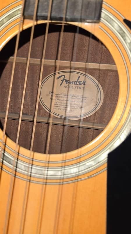 Fender CD 60 Semi acoustic guitar 3