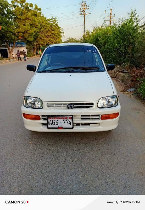 Daihatsu Cuore 2004 3