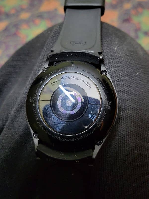 Galaxy watch 4 40mm with box 3