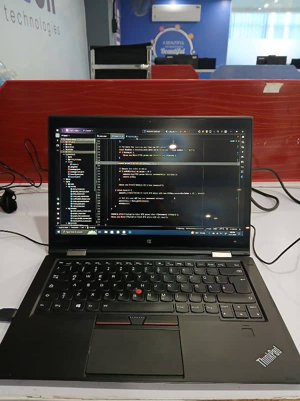 Thinkpad X1 Yoga core i7 6th gen 0