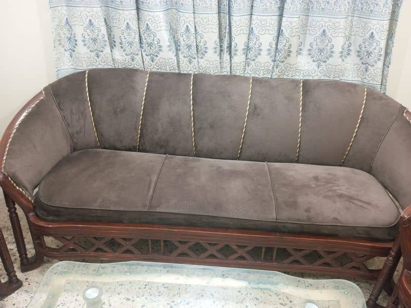 sofa set slightly used 2