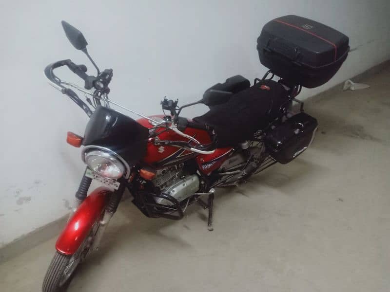 Suzuki GS 150 almost new as very rarely used fully loaded for touring 10