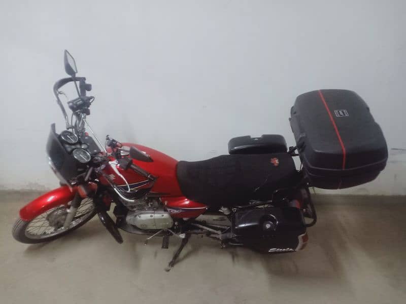 Suzuki GS 150 almost new as very rarely used fully loaded for touring 13