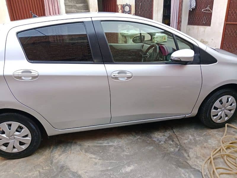 Toyota Vitz 2016 3