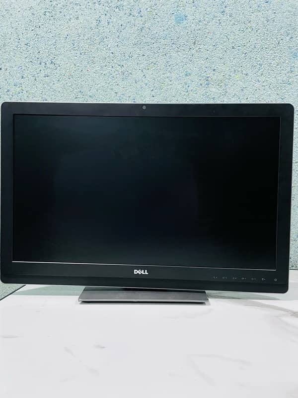 Dell 24 inch IPS Display 3