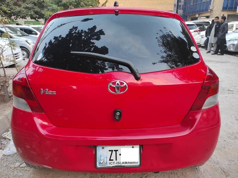 Toyota Vitz 1.3 7