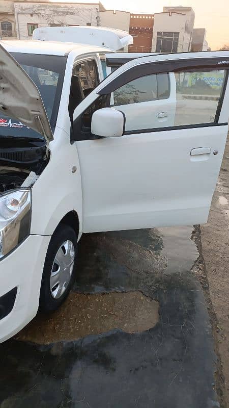 Suzuki Wagon R 2017 8