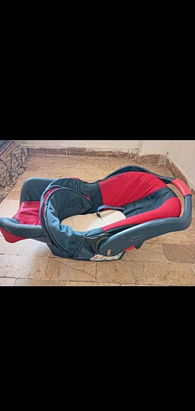 baby carry cot 2