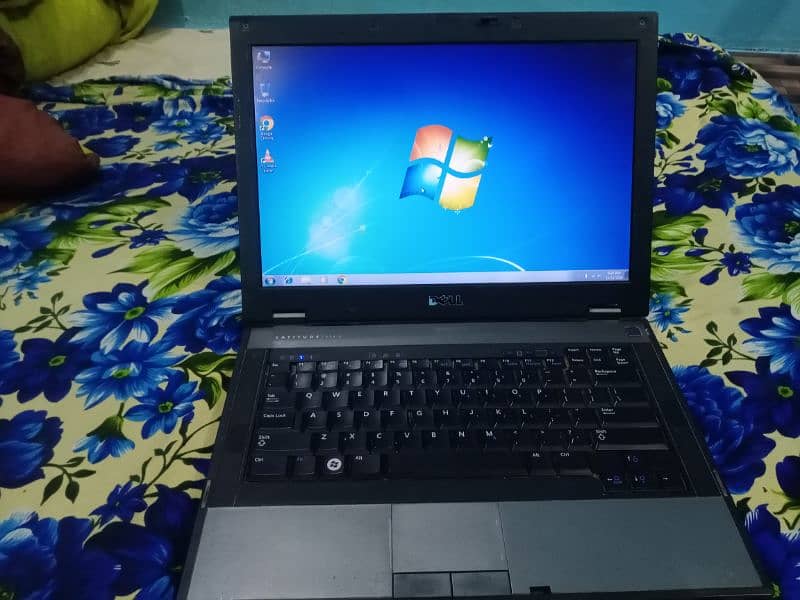 Dell latitude laptop Karachi. 1